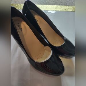 Clarks women's shoes size 6us